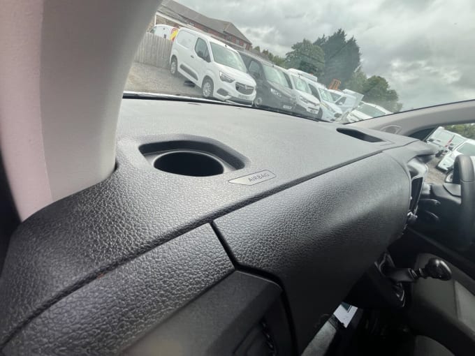 2025 Vauxhall Vivaro