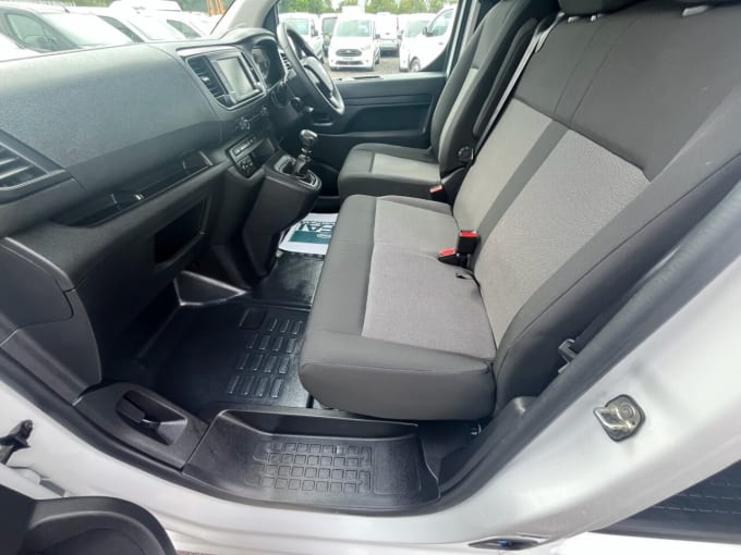 2025 Vauxhall Vivaro