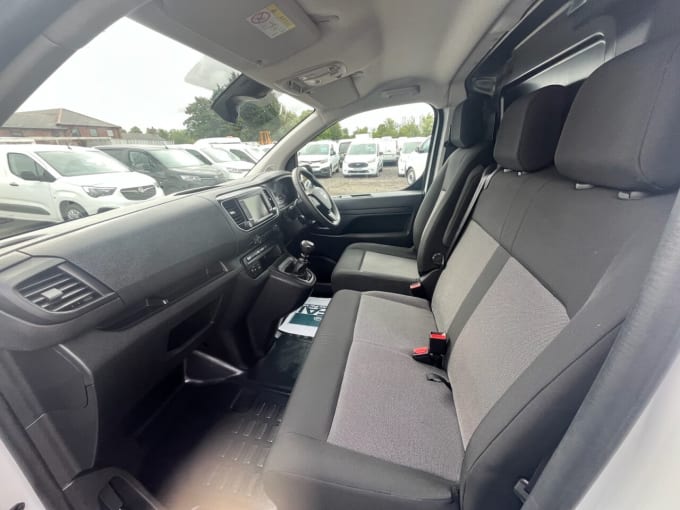 2025 Vauxhall Vivaro