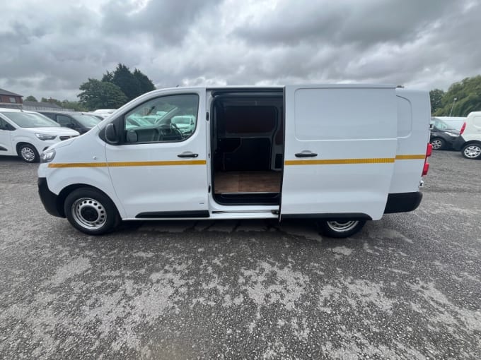 2025 Vauxhall Vivaro