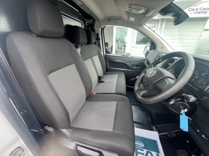 2025 Vauxhall Vivaro