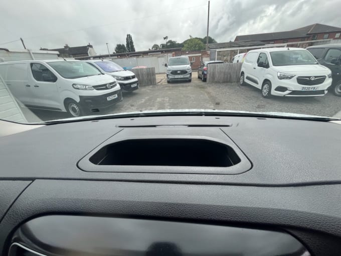 2025 Vauxhall Vivaro
