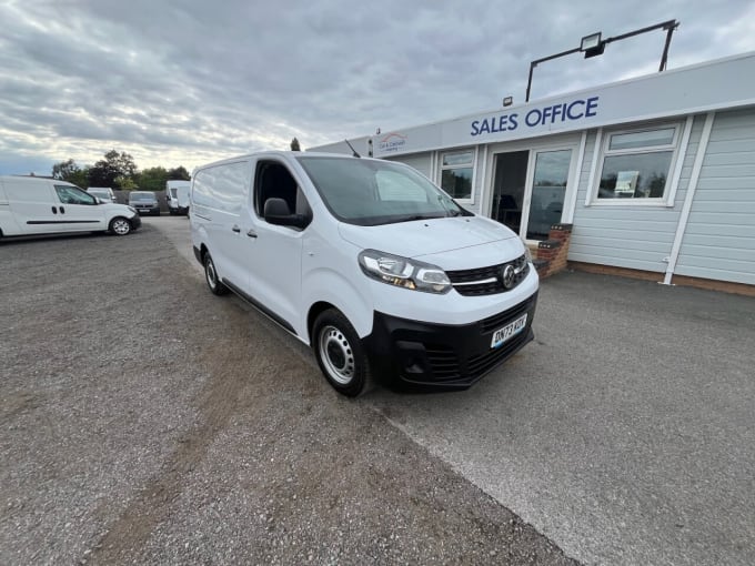 2025 Vauxhall Vivaro