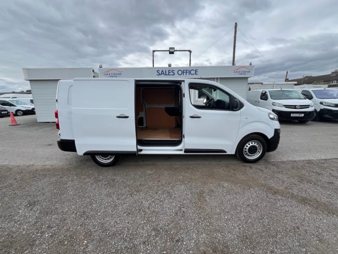 2025 Vauxhall Vivaro