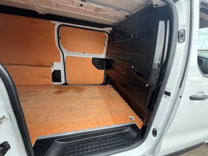 2025 Vauxhall Vivaro