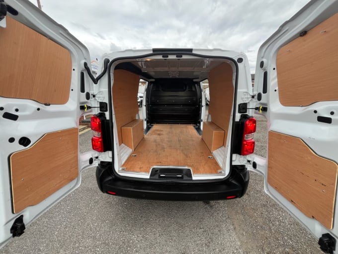 2025 Vauxhall Vivaro