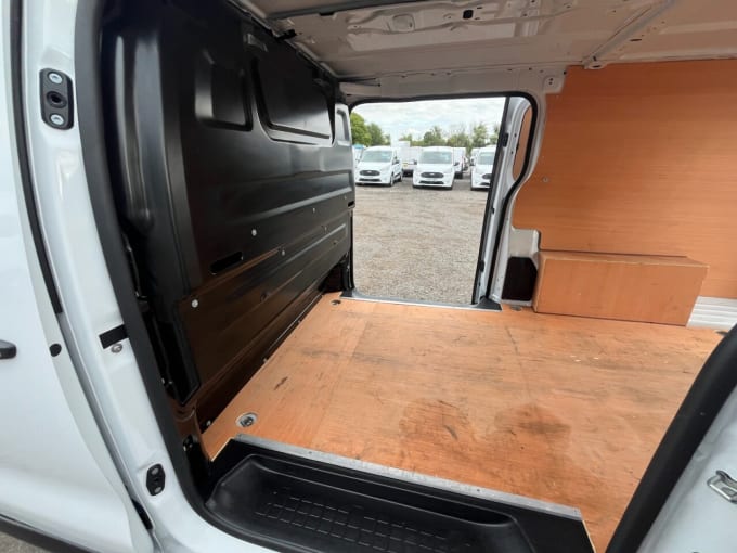 2025 Vauxhall Vivaro