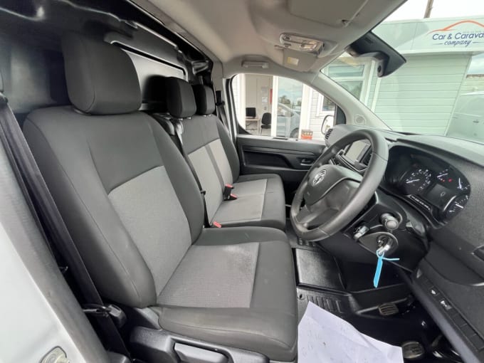 2025 Vauxhall Vivaro