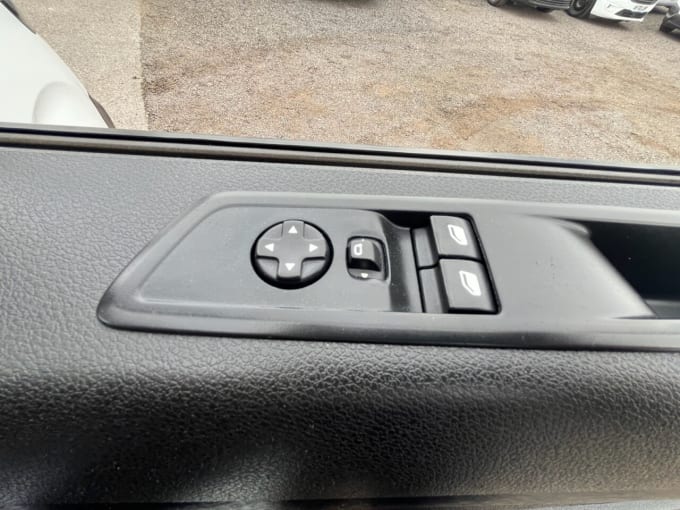 2025 Vauxhall Vivaro