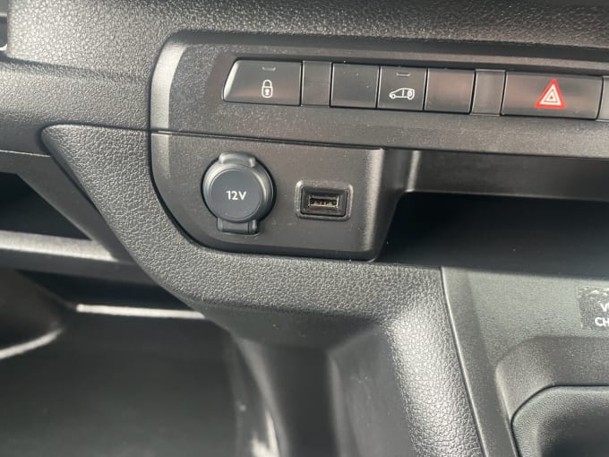 2025 Vauxhall Vivaro