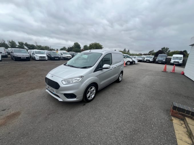 2025 Ford Transit Courier