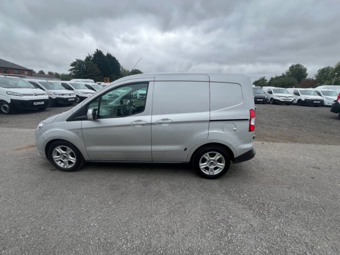 2025 Ford Transit Courier