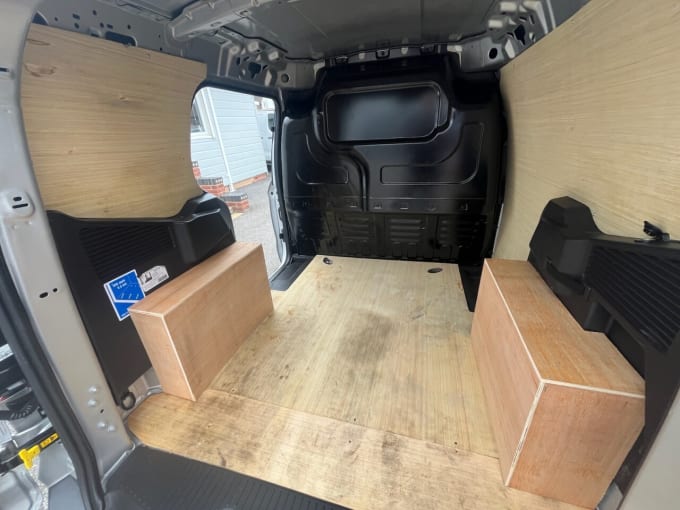 2025 Ford Transit Courier