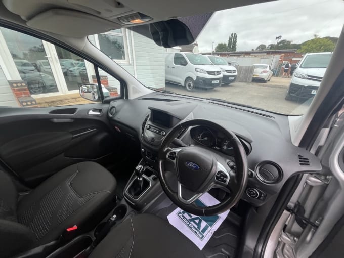 2025 Ford Transit Courier