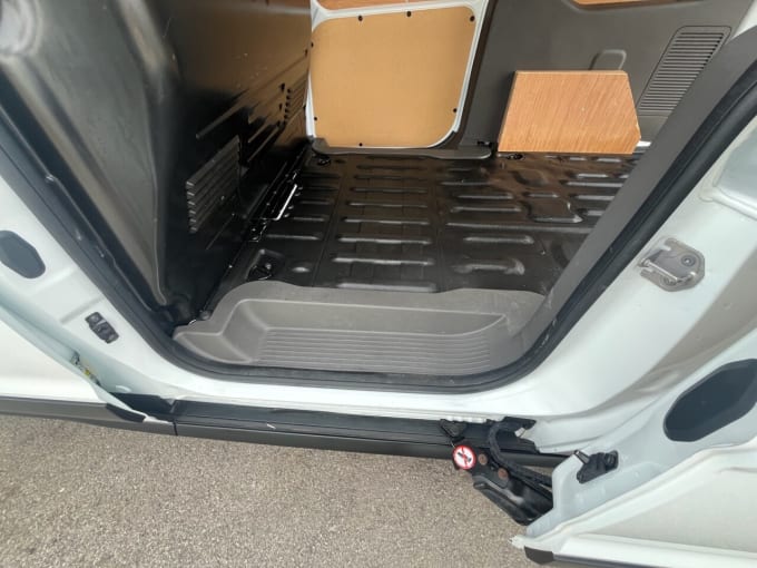 2025 Ford Transit Connect
