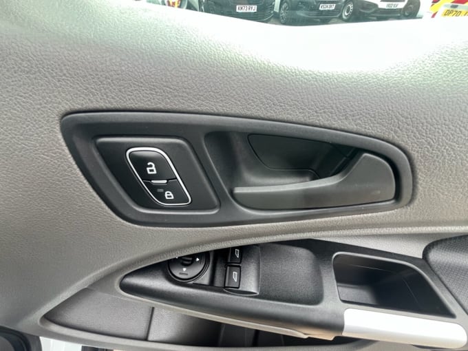2025 Ford Transit Connect