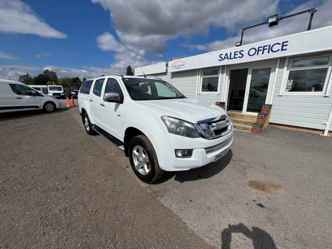 2025 Isuzu D-max