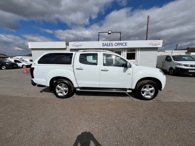 2025 Isuzu D-max