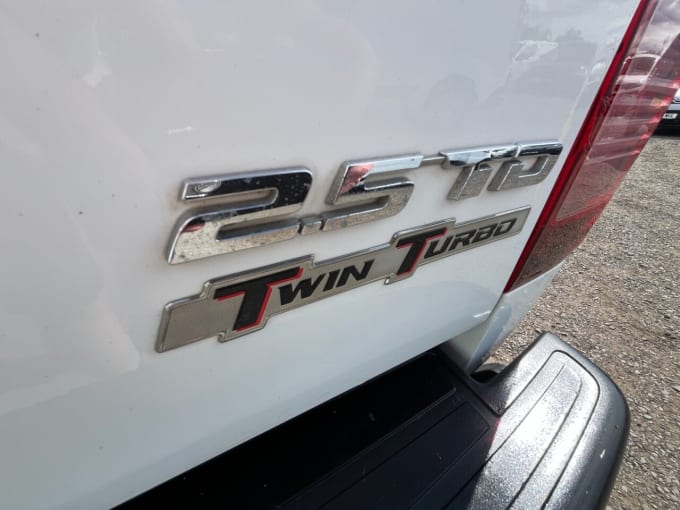 2025 Isuzu D-max