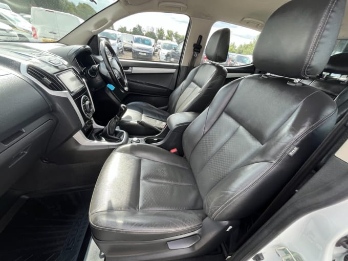 2025 Isuzu D-max