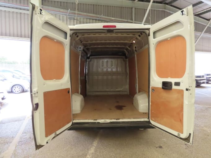 2025 Vauxhall Movano
