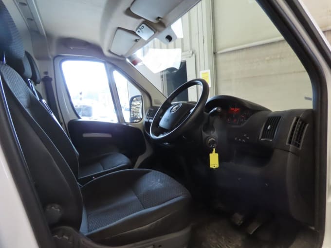 2025 Vauxhall Movano