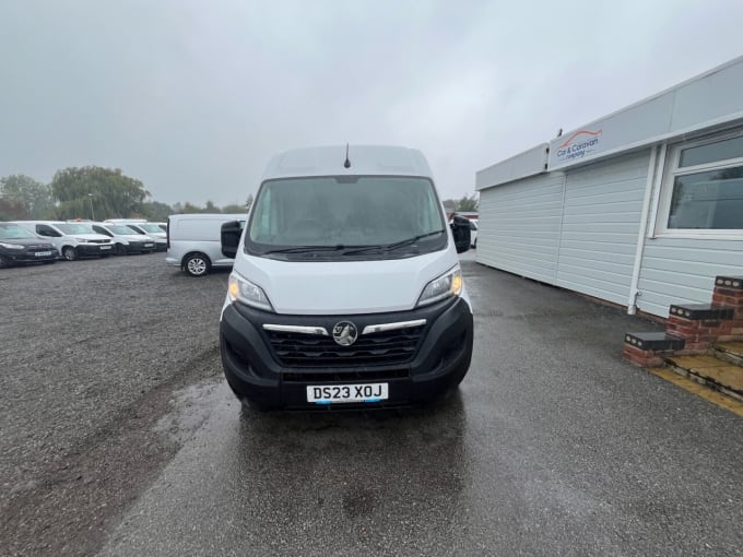 2025 Vauxhall Movano