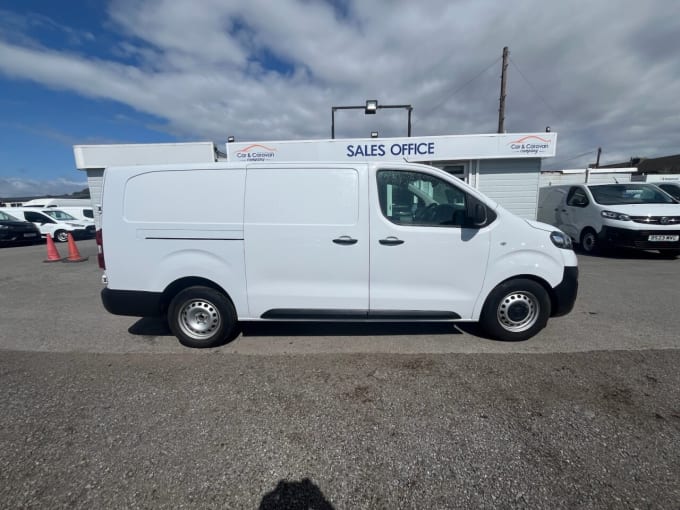 2025 Vauxhall Vivaro
