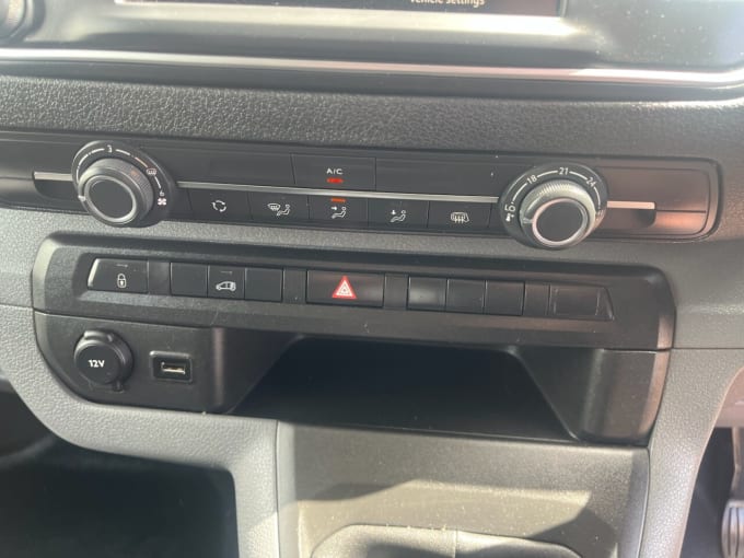 2025 Vauxhall Vivaro