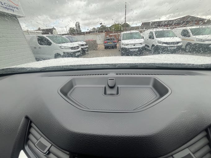 2025 Nissan Navara