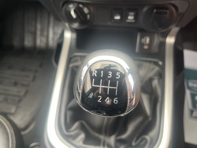 2025 Nissan Navara