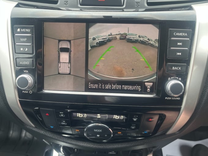 2025 Nissan Navara
