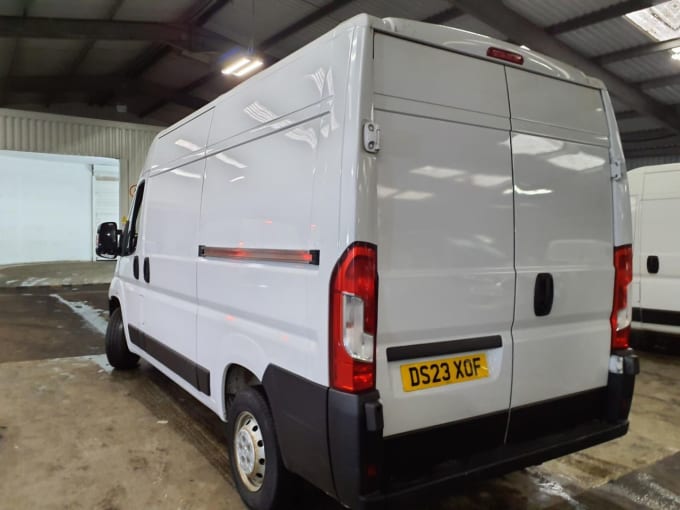 2025 Vauxhall Movano