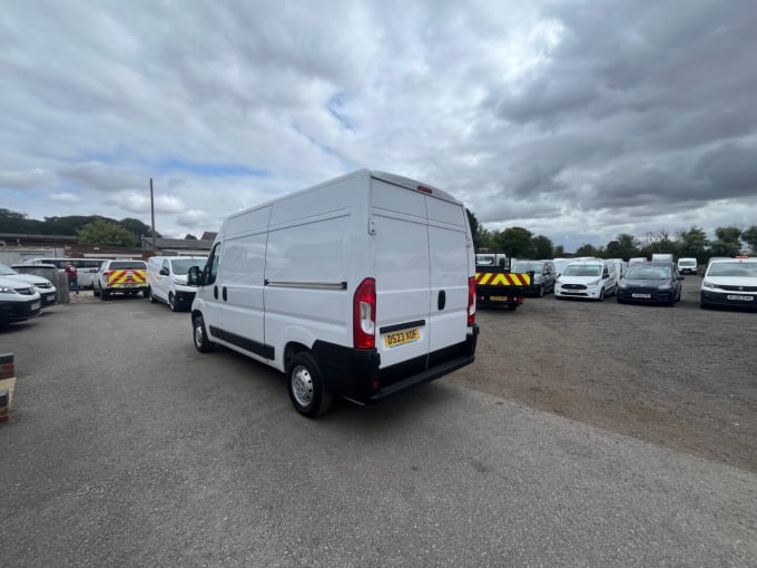 2025 Vauxhall Movano