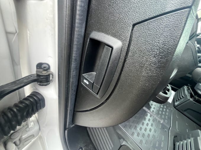 2025 Vauxhall Movano