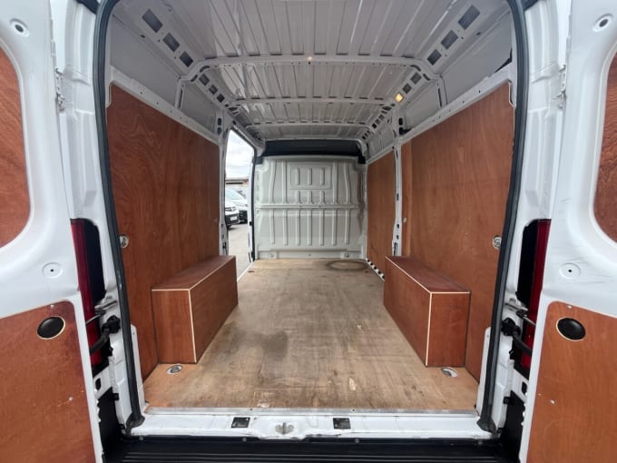 2025 Vauxhall Movano