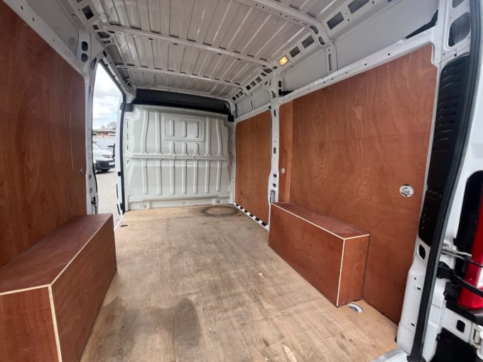 2025 Vauxhall Movano