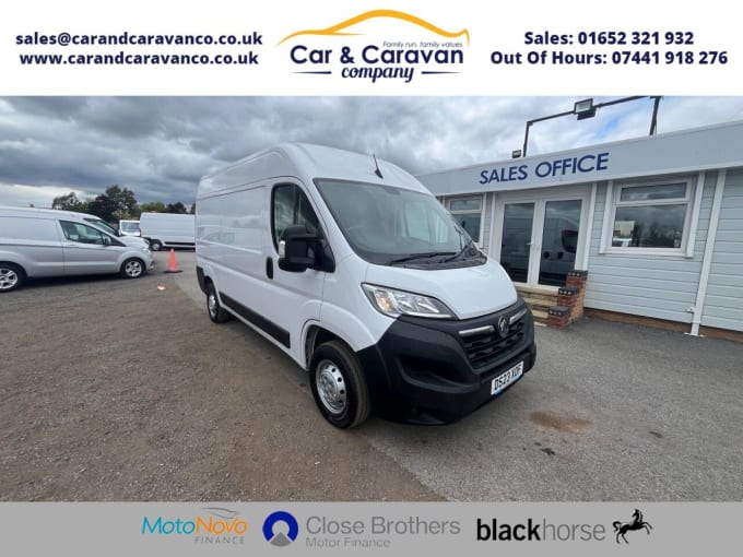 2025 Vauxhall Movano