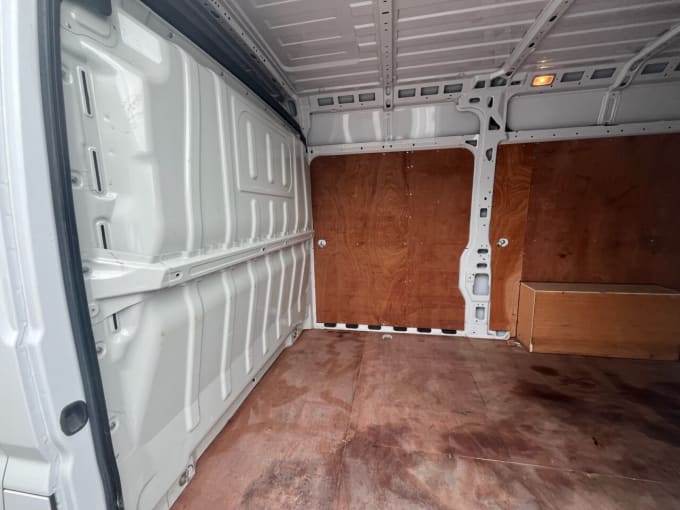 2025 Vauxhall Movano