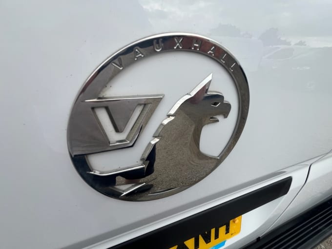 2025 Vauxhall Movano