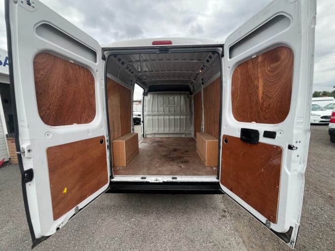2025 Vauxhall Movano