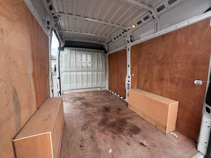 2025 Vauxhall Movano