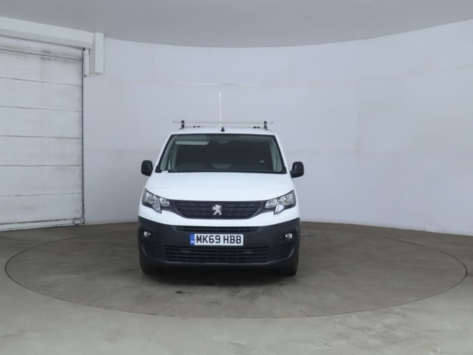 2025 Peugeot Partner