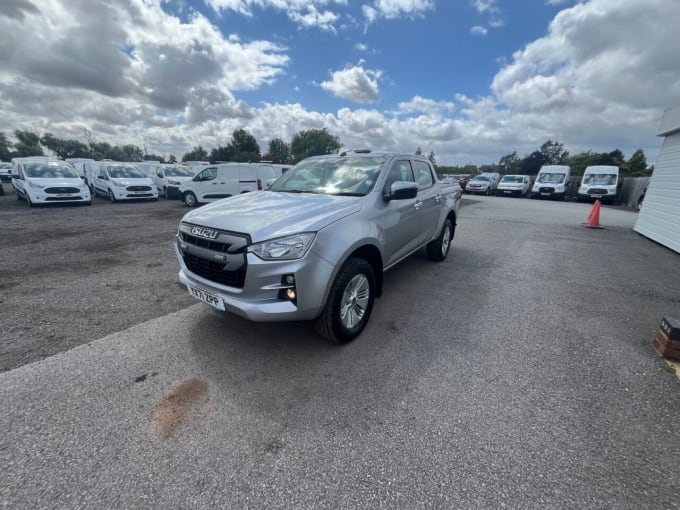 2025 Isuzu D-max