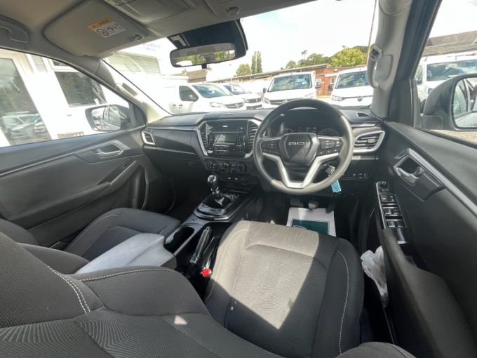 2025 Isuzu D-max