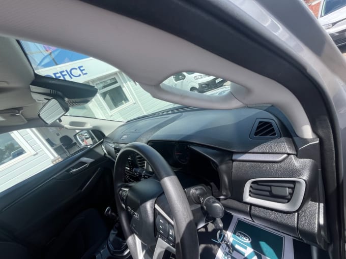 2025 Isuzu D-max