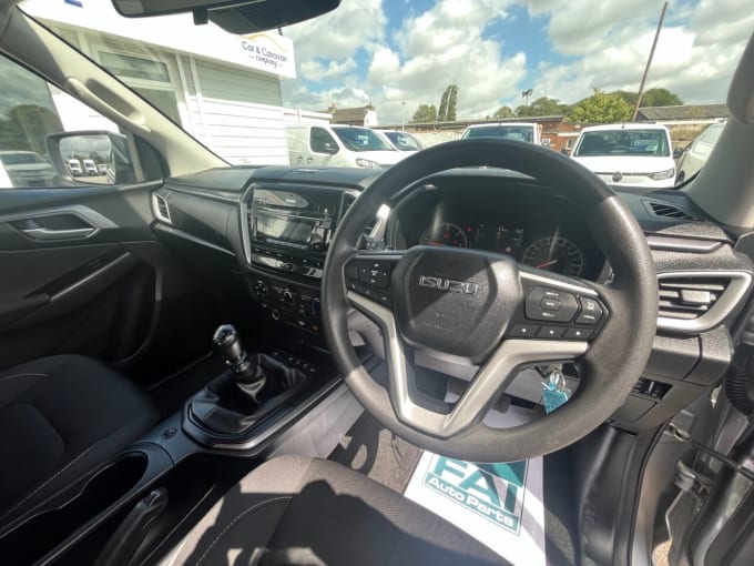 2025 Isuzu D-max