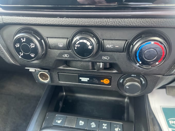 2025 Isuzu D-max