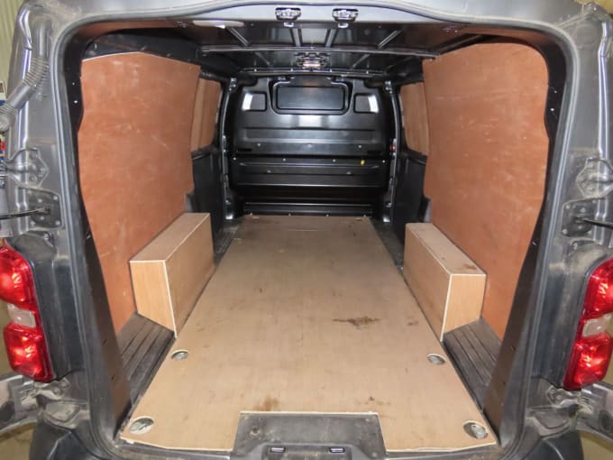2025 Vauxhall Vivaro