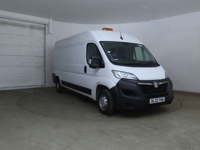 2025 Vauxhall Movano
